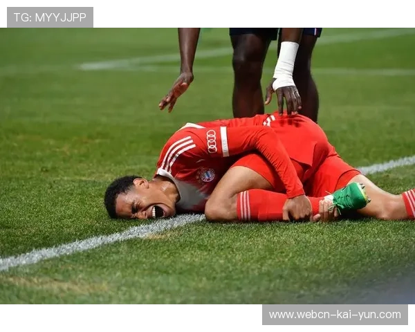 拜仁穆西亚拉脚下连环技巧晃翻对手 拜仁穆西亚拉脚下连环技巧晃翻对手